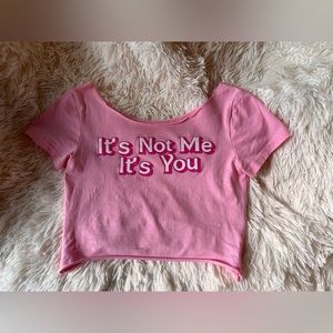 super cute y2k graphic baby tee!!